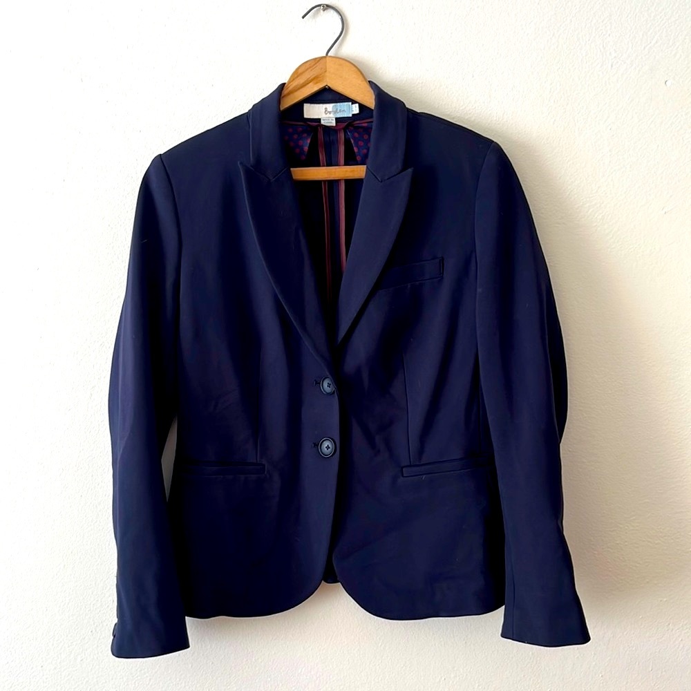 Boden Women’s Tailored Stretch Jersey Blazer - Navy, lined with real pockets